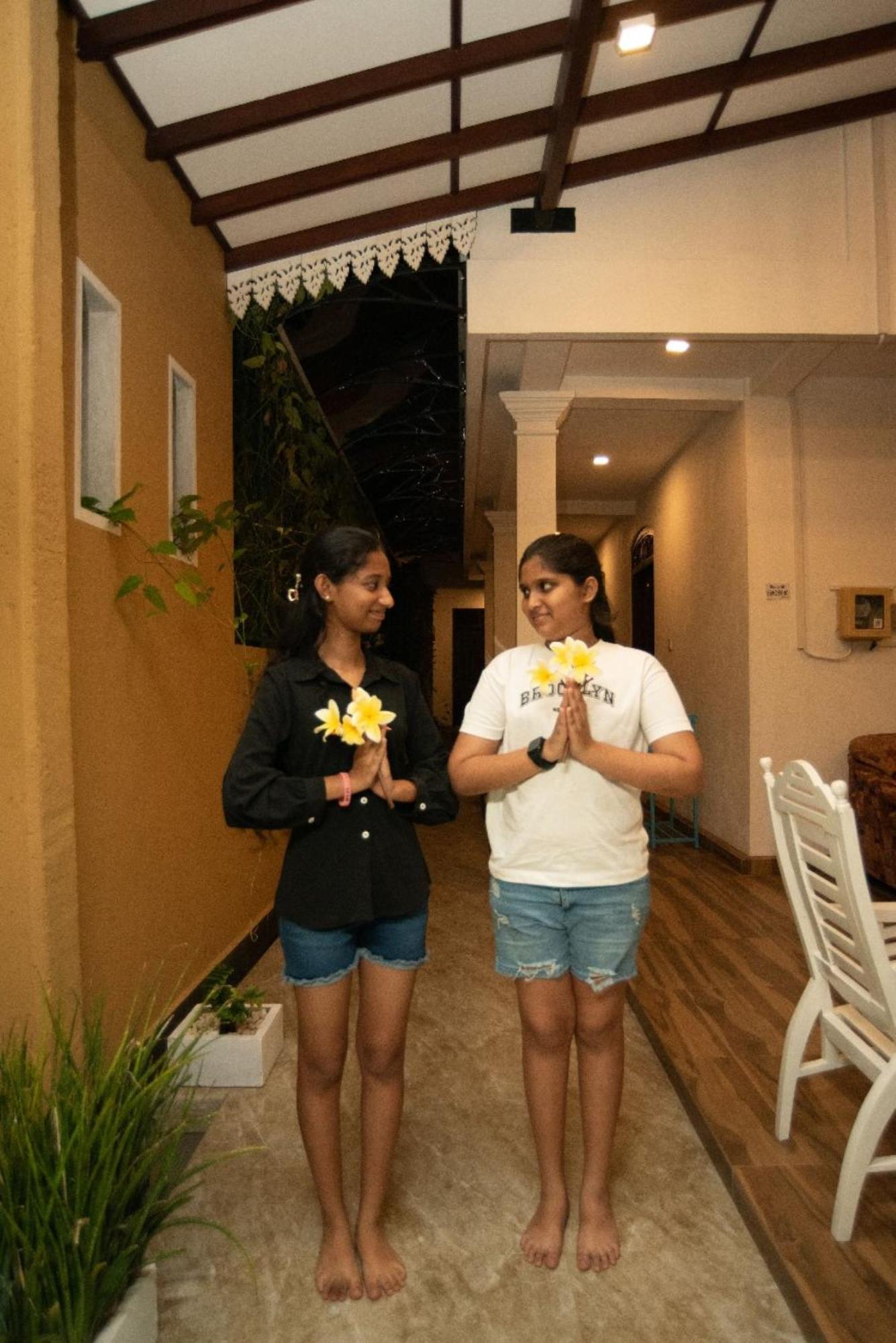 Villa Mihindi ヒッカドゥワ エクステリア 写真