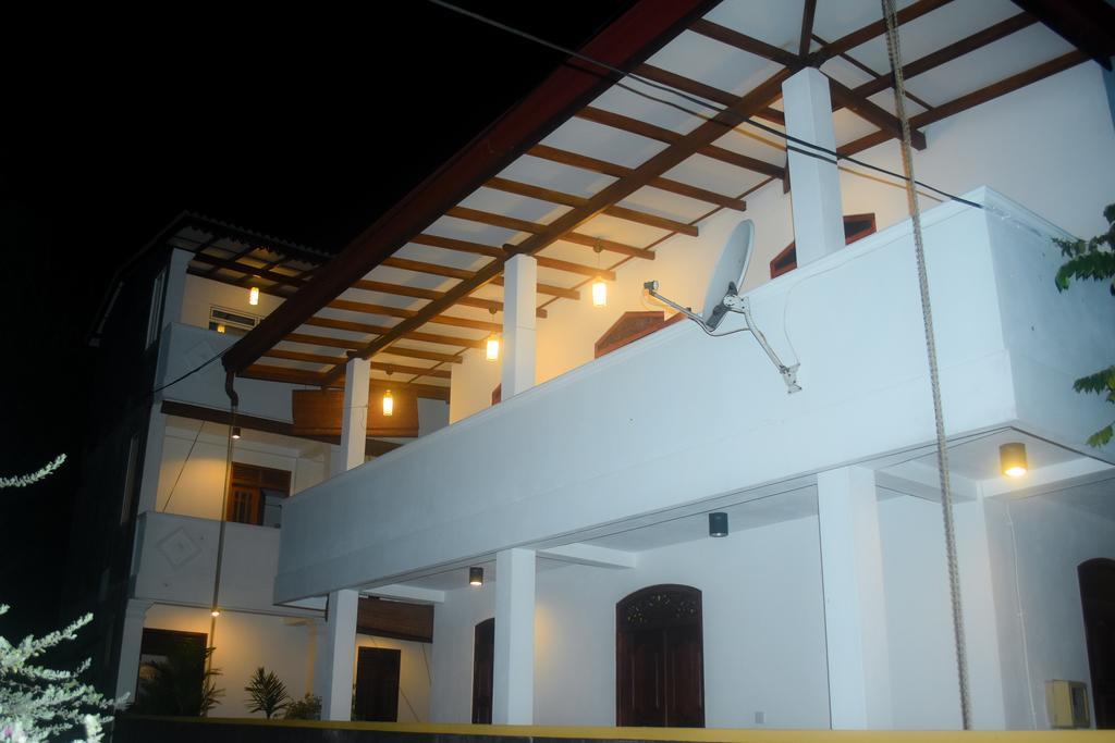 Villa Mihindi ヒッカドゥワ エクステリア 写真